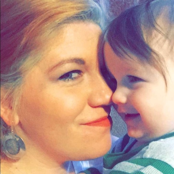 Meet your Posher, Heather - Picture 2 of 4